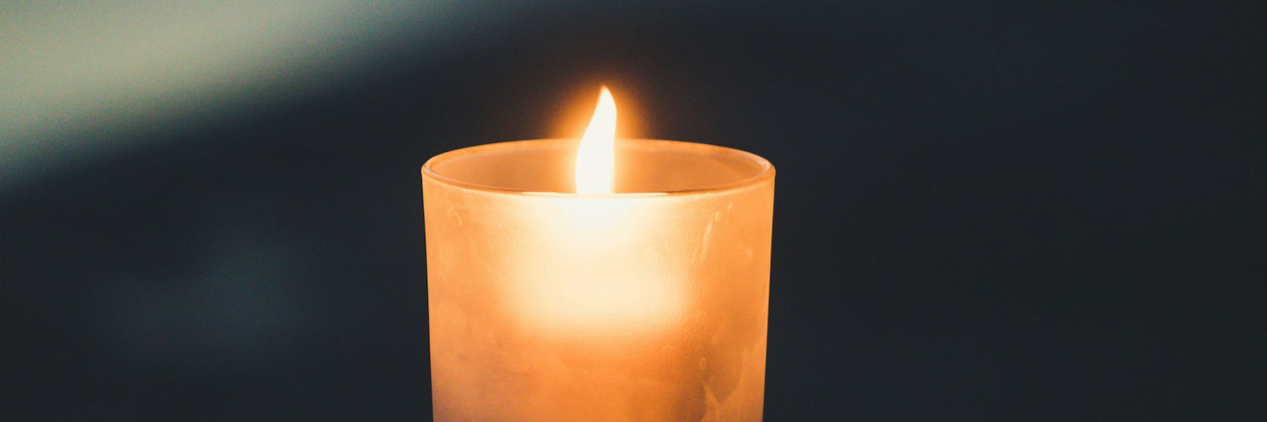 Non-religious funeral services celebrate the life of deceased persons